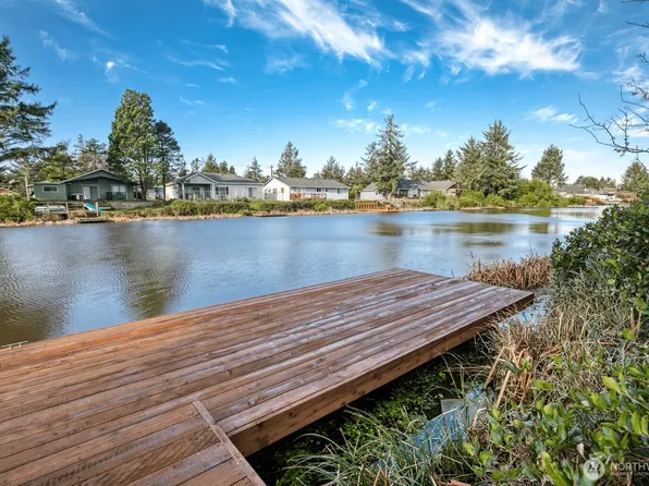 205 Canal Drive SE, Ocean Shores, WA 98569