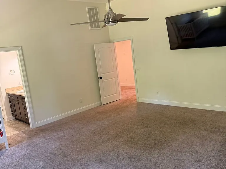 2428 Orchard Dr — Photo 29