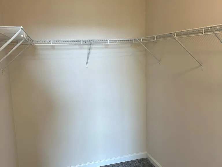 250 Meriweather Dr — Photo 11
