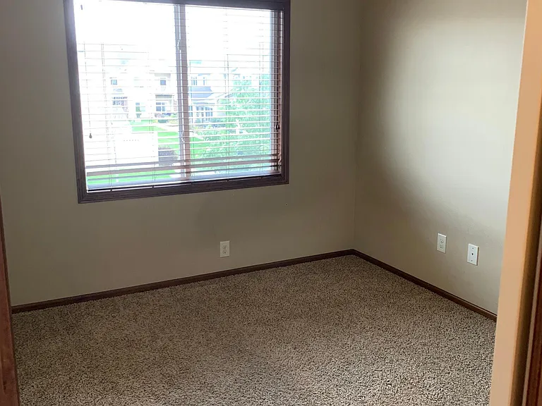 1204 NE 7th Ln — Photo 9