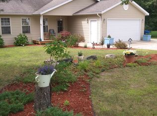 153 Snowflake Way, Houghton Lake, MI 48629