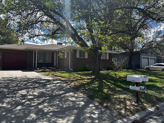 2nd image of 2109 Zion Rd