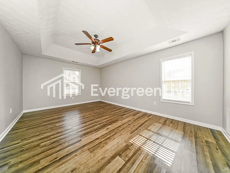 395 Arthurs Ln — Photo 8