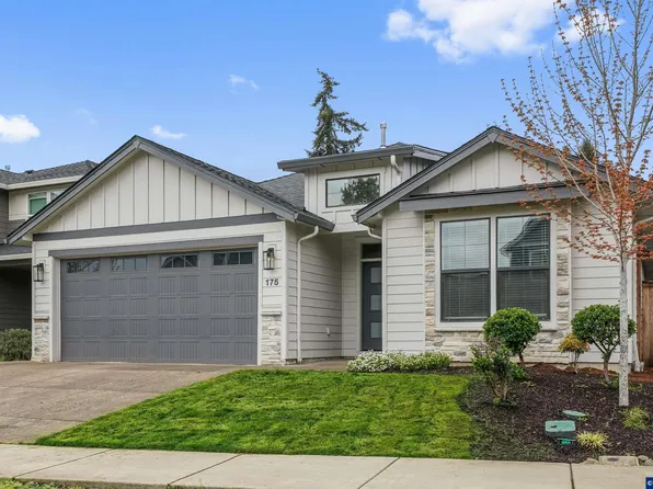 175 NW Beaver Ct, Dallas, OR 97338