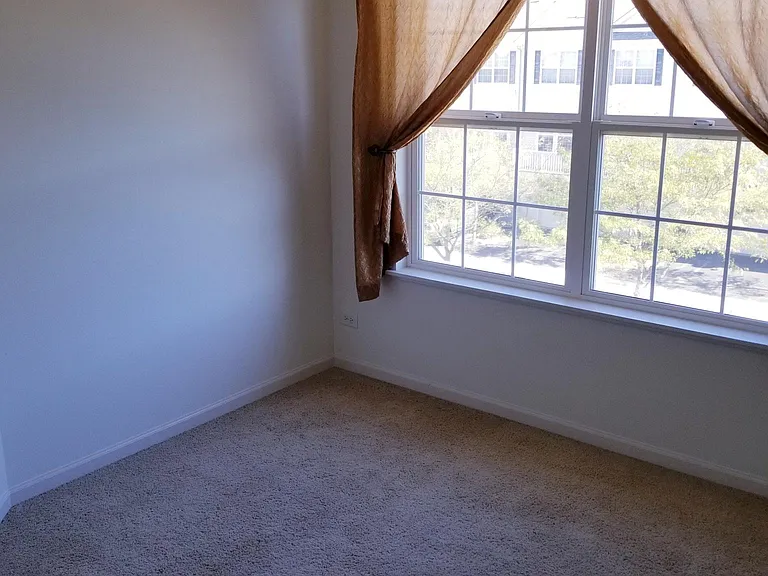 245 Jackson St — Photo 8