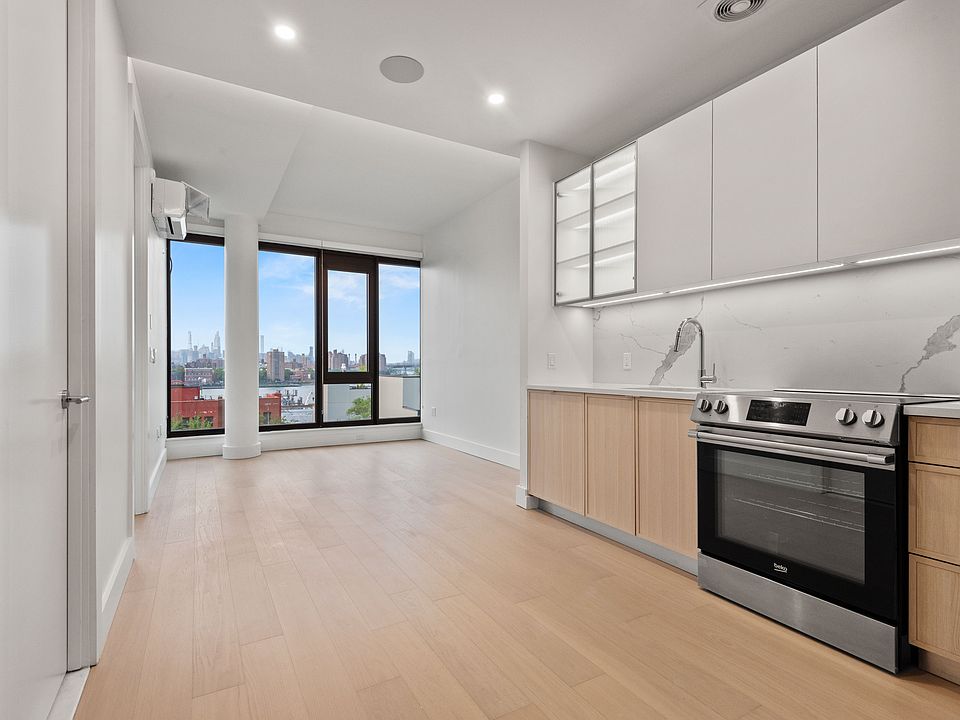 1st image of 218 Front St #602