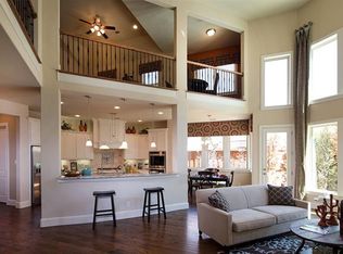 209 Ridgewood Dr, Lewisville, TX 75067