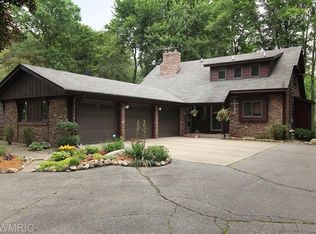 9586 Algoma Ave NE, Rockford, MI 49341