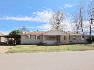 214 Hayden Blvd, Elk City, OK 73644