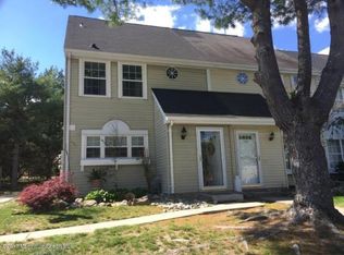 101 Teaberry Ct, Tuckerton, NJ 08087