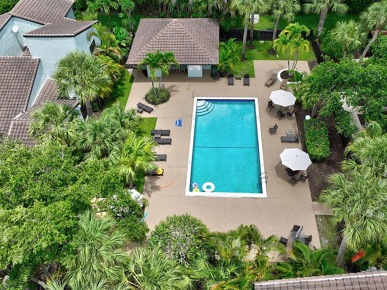 22270 Pineapple Walk Dr — Photo 19