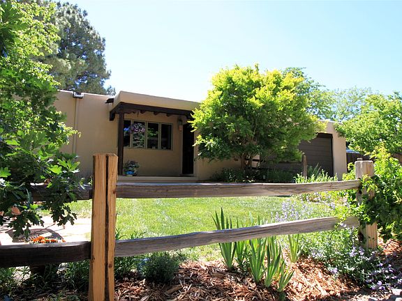4th image of 158 Venado St