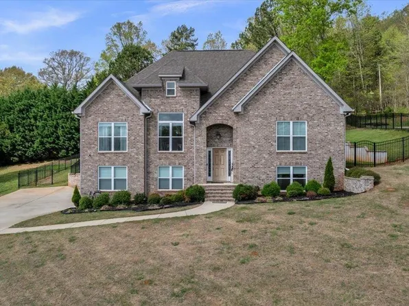 145 Field Stone Ln, Springville, AL 35146