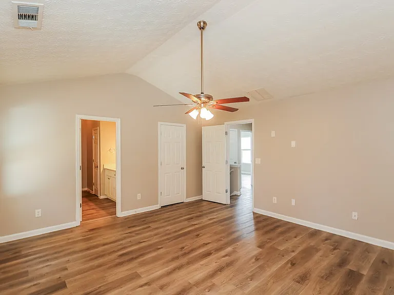 9422 Lakeview Rd — Photo 12