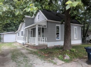 361 N 9th St, Middletown, IN 47356