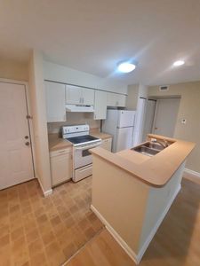 4855 Via Palm Lakes #904, West Palm Beach, FL, 33417
