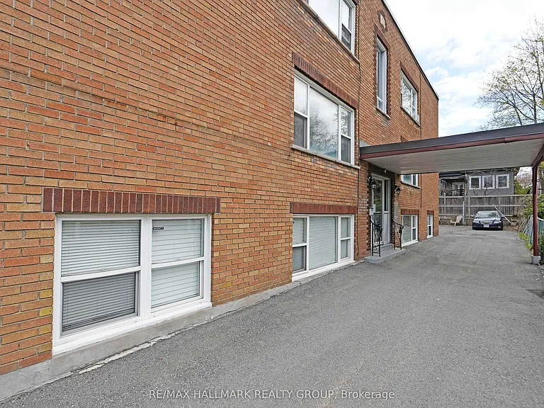 310 Byron Ave #3 — Photo 5