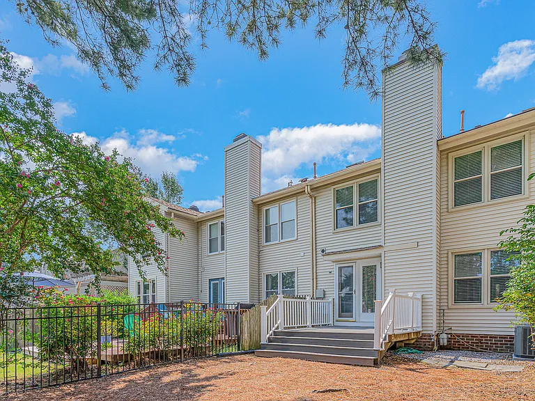 4711 Kempsville Greens Pkwy — Photo 10
