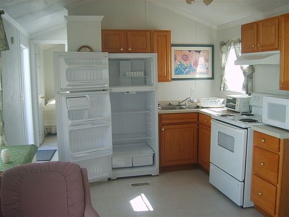 Kitchen area