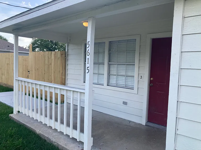 5615 Duoto St — Photo 18