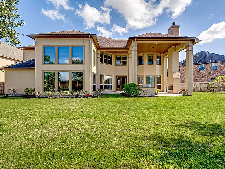 2914 Cotswold Ln — Photo 43