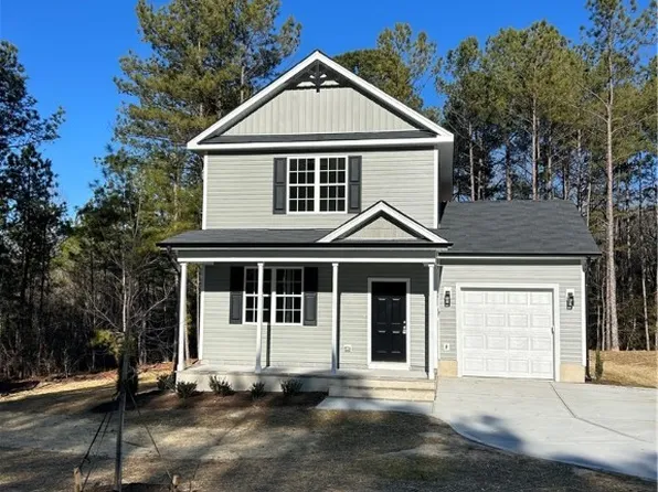 826 Roberts Rd, Sanford, NC 27332