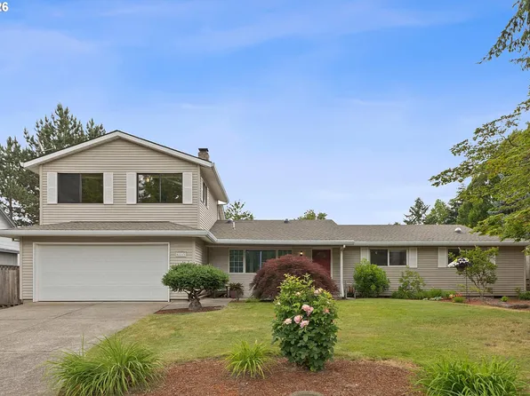 6135 SW Cross Creek Dr, Beaverton, OR 97078