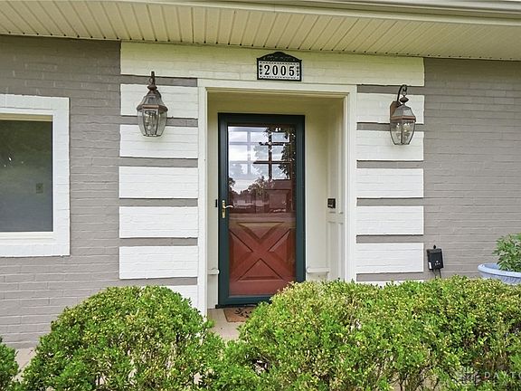 3rd image of 2005 Audubon Park Dr