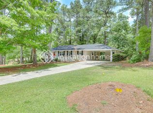 921 Walnut Cir SW, Marietta, GA 30060
