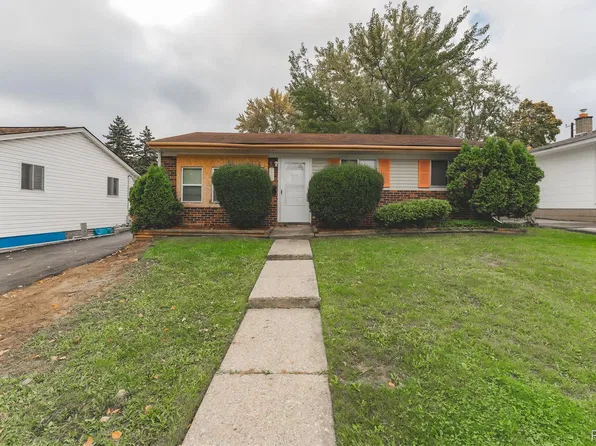 756 E Columbia Ave, Pontiac, MI 48340