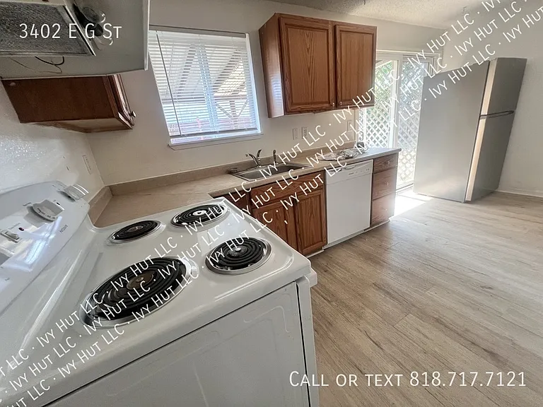 3402 E G St — Photo 6