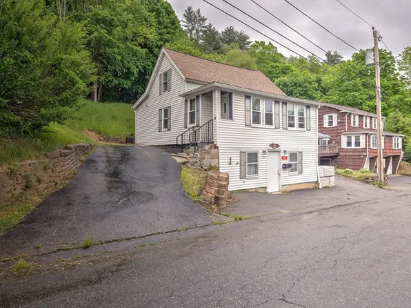 49 Temple St, Spencer, MA 01562