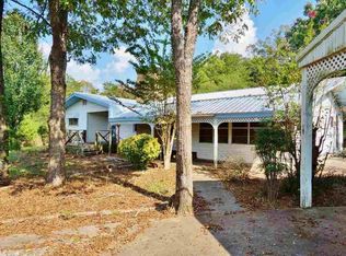 410 Lone Pine Rd N, Greers Ferry, AR 72067