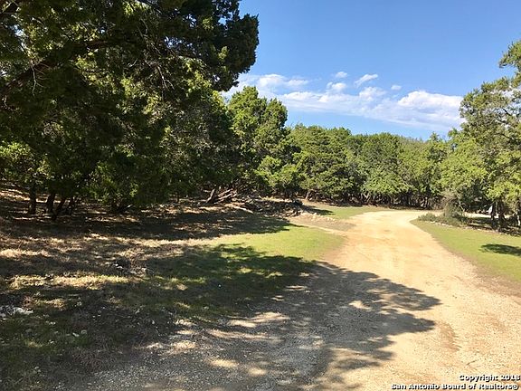 2nd image of 2270 Island View Dr