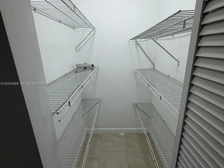 412 SW 10th Ave #1 — Photo 12