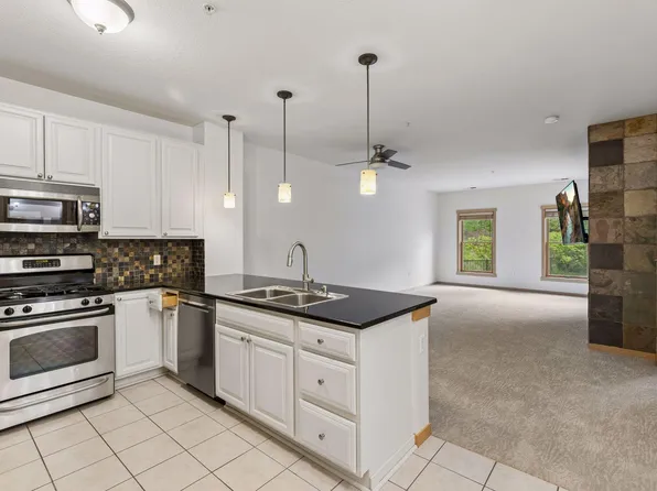 350 Main St N Unit 252, Stillwater, MN 55082