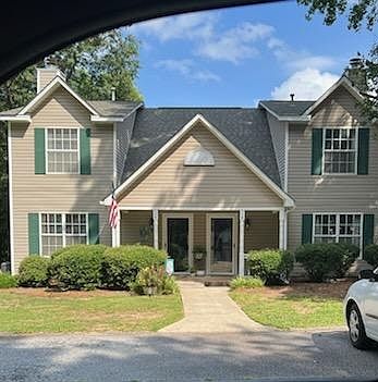 1st image of 114 Abbey Ct