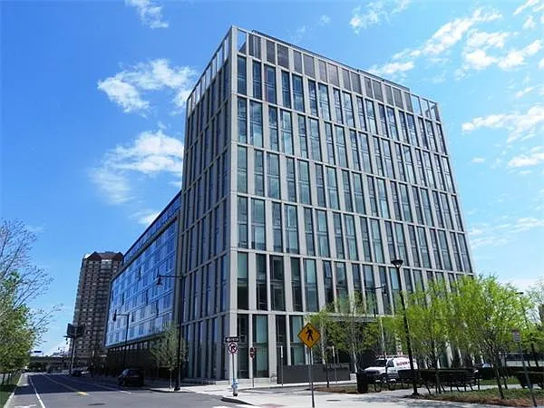 Building Photo - 2 Earhart St #711