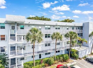 101 Royal Park Dr APT 4C, Oakland Park, FL 33309
