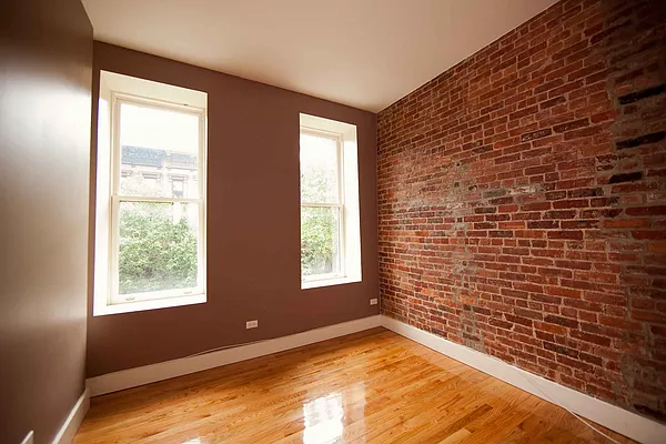 Rented by Richard James Naughtin, LREB | media 7