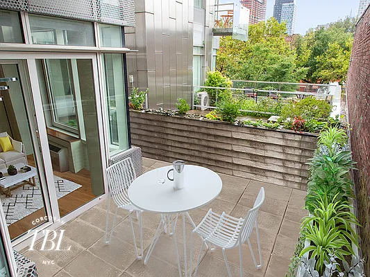 Sold by Corcoran | media 16