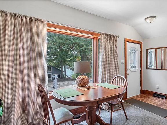 5th image of 5011 Lakeview Dr