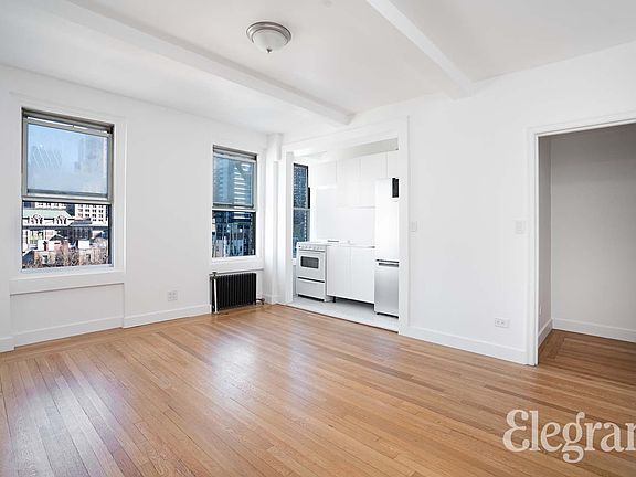 3rd image of 325 W 45th St APT 1019