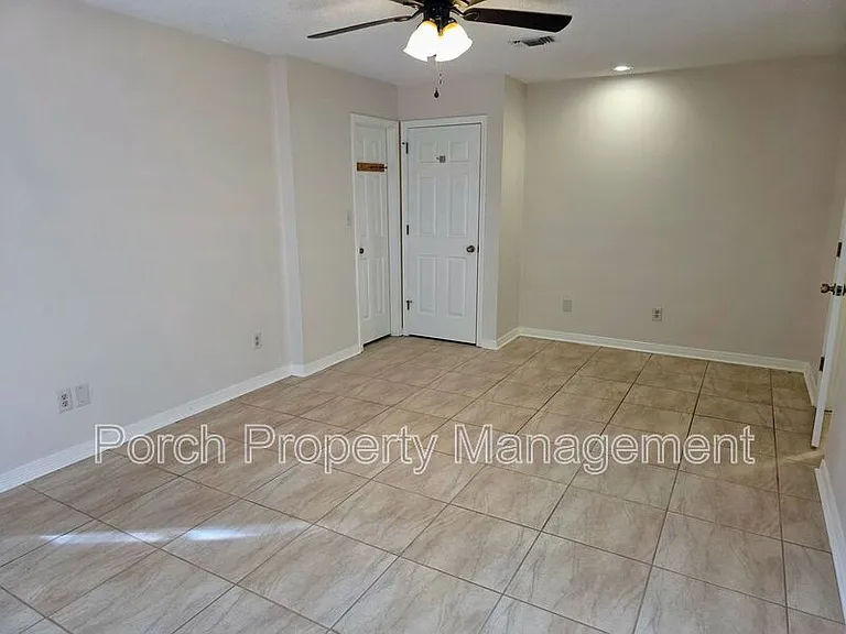 303 Shoreline Dr — Photo 19