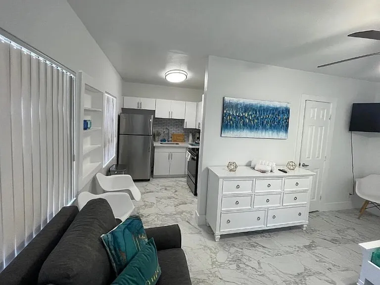 201 S Ocean Blvd #7 — Photo 4