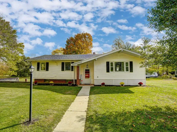 2137 Dorthea Dr, Washington Court House, OH 43160