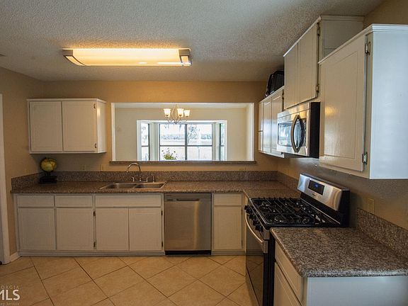 5th image of 314 Sunnyside Dr