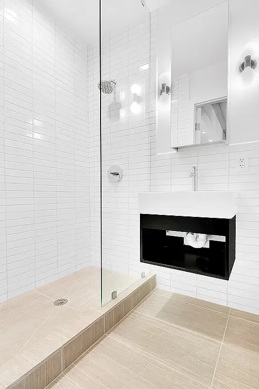 16 Judge Street — Photo 3