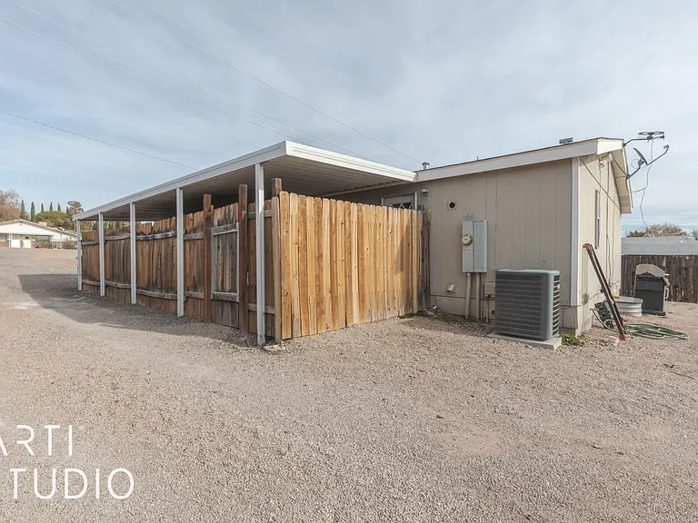 340 E Telegraph St — Photo 4