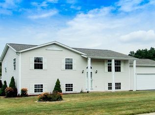 361 Kimrich Cir S, Valparaiso, IN 46385
